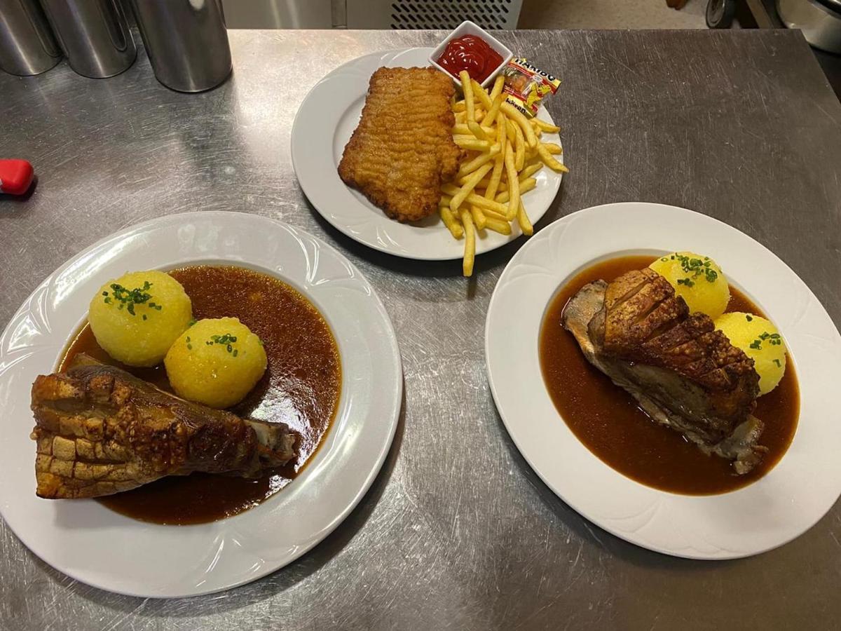Bauer'S Pension-Restaurant-Catering Grosshabersdorf Ngoại thất bức ảnh